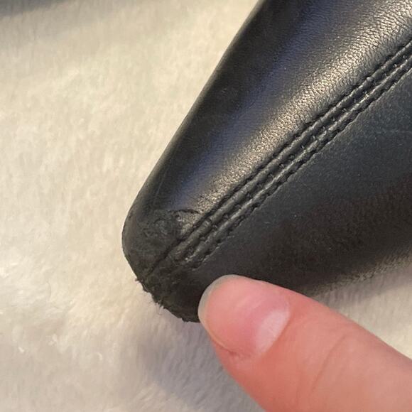 PRADA Smooth Leather Ankle Heeled Boots 38 8 Square Toe Kitten Heel Black Bootie - Picture 7 of 9